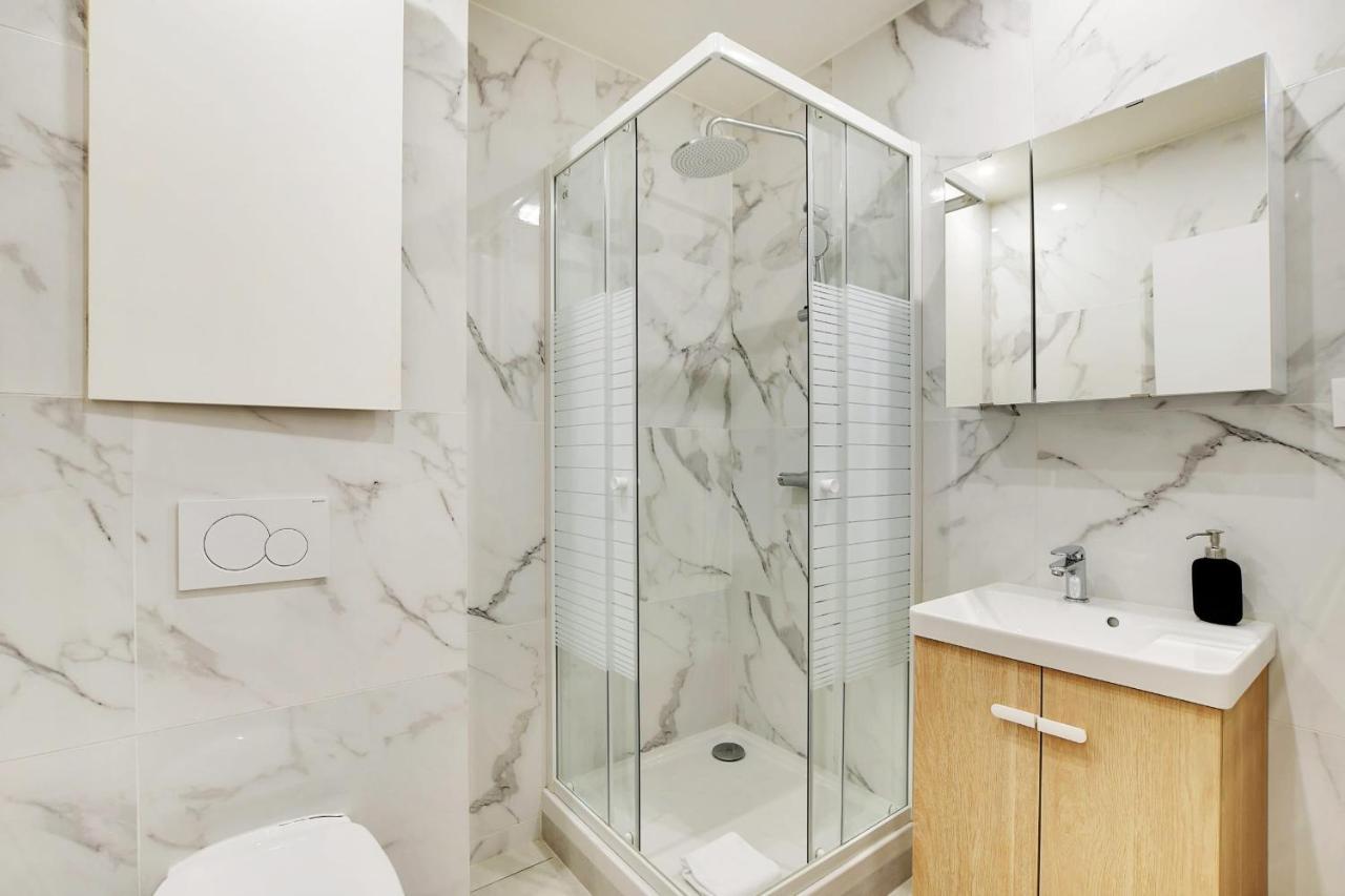 Freshly Renovated Apartment In The Heart Of パリ エクステリア 写真