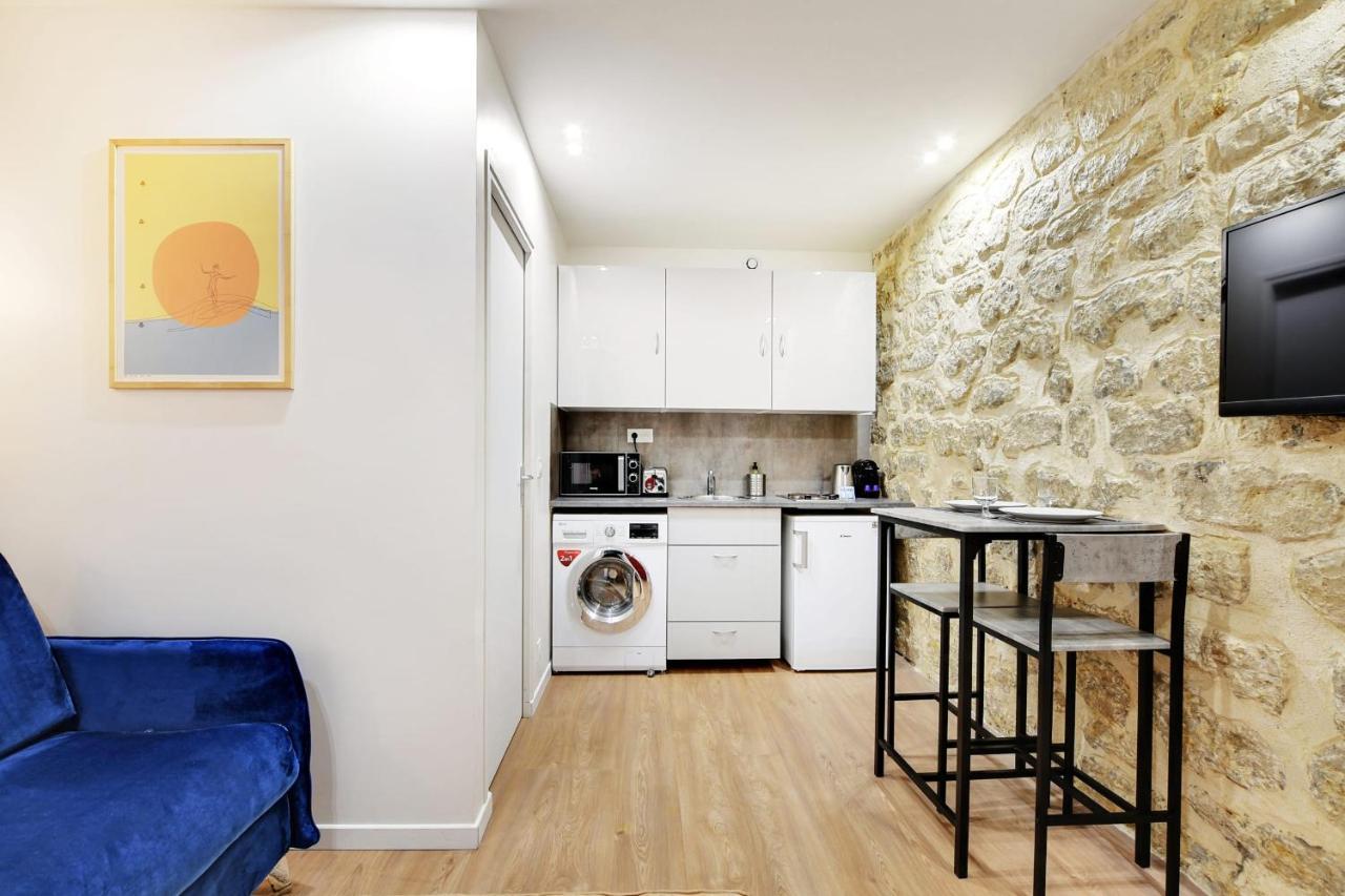Freshly Renovated Apartment In The Heart Of パリ エクステリア 写真