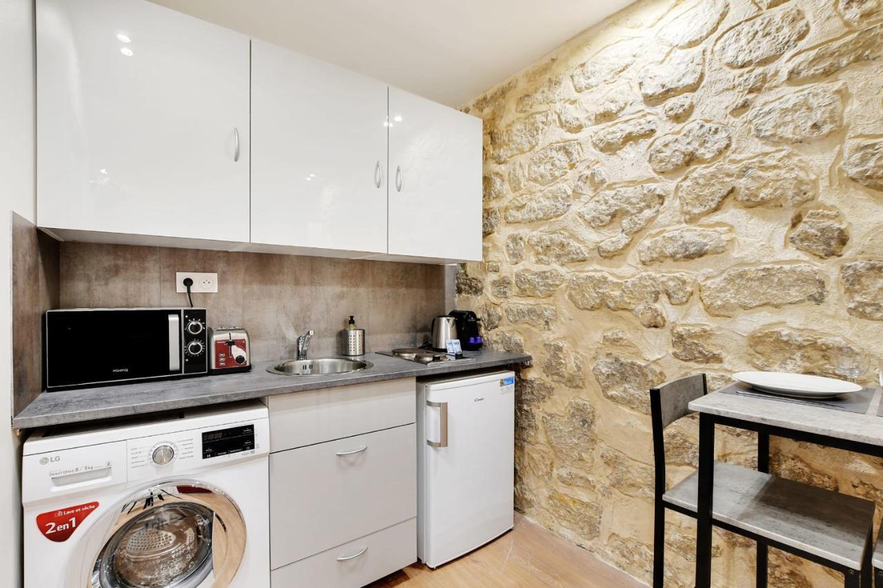 Freshly Renovated Apartment In The Heart Of パリ エクステリア 写真